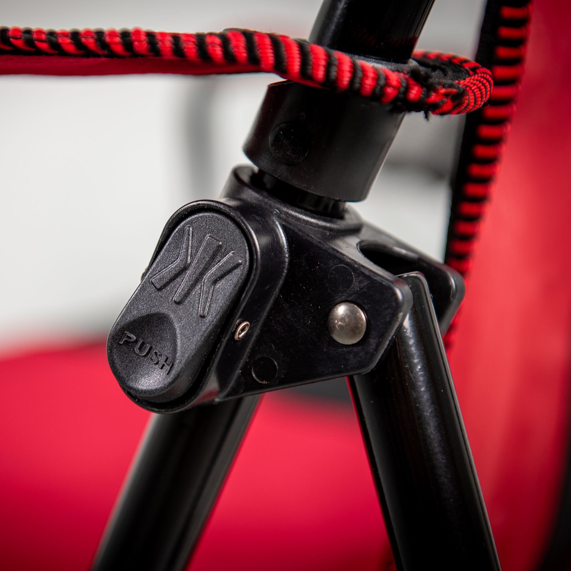 Arkansas Razorbacks Dual Lock® Pro Chair